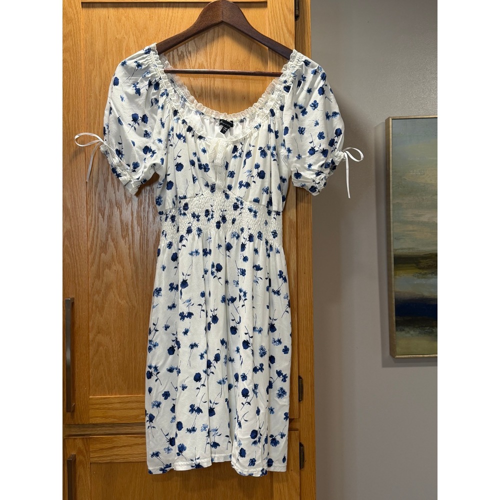 Ever After Blue Floral Mini Dress White Smocked Waist Puff Sleeve Lace Trim L